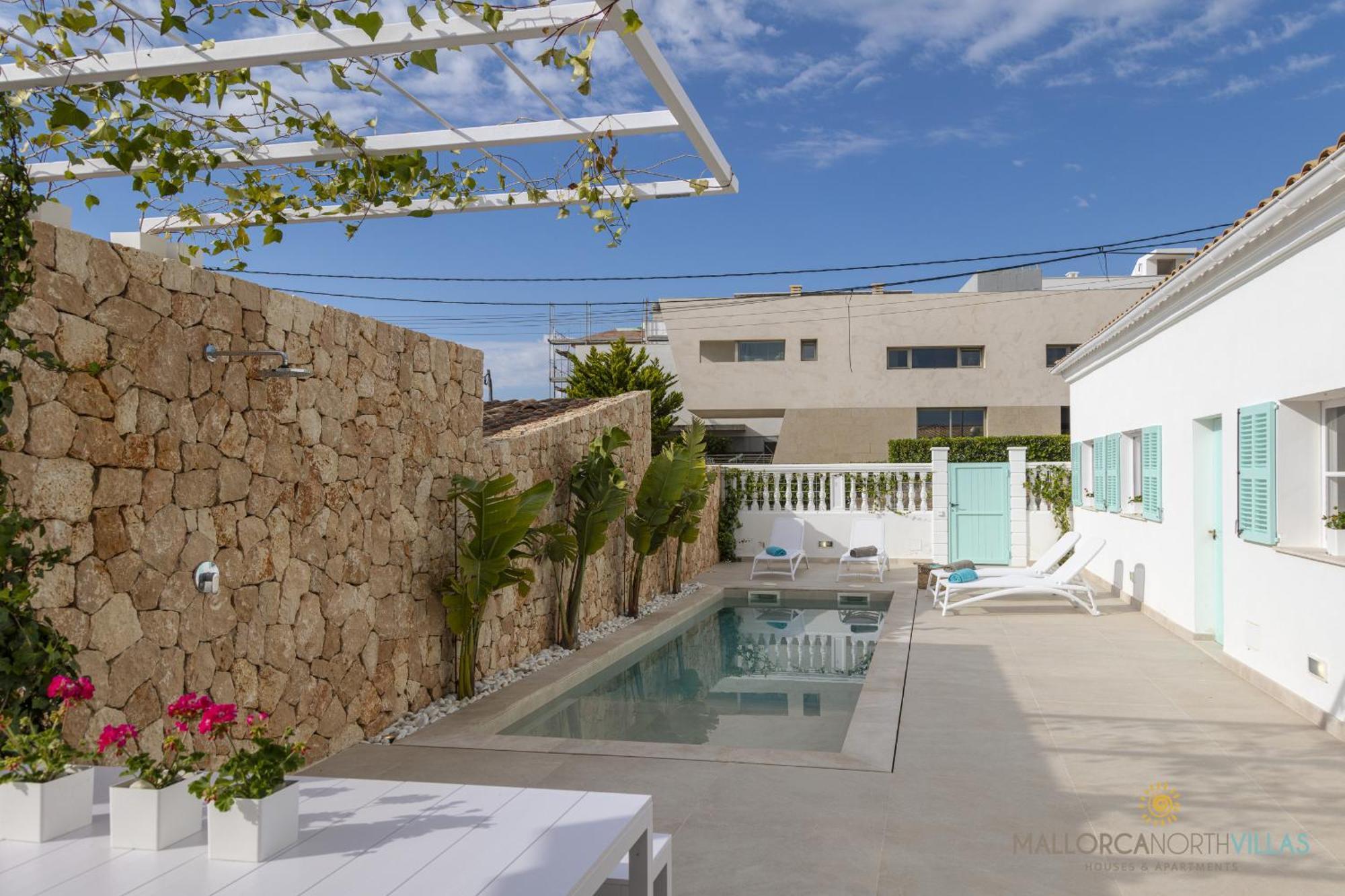 Veles Dos Villa Alcúdia